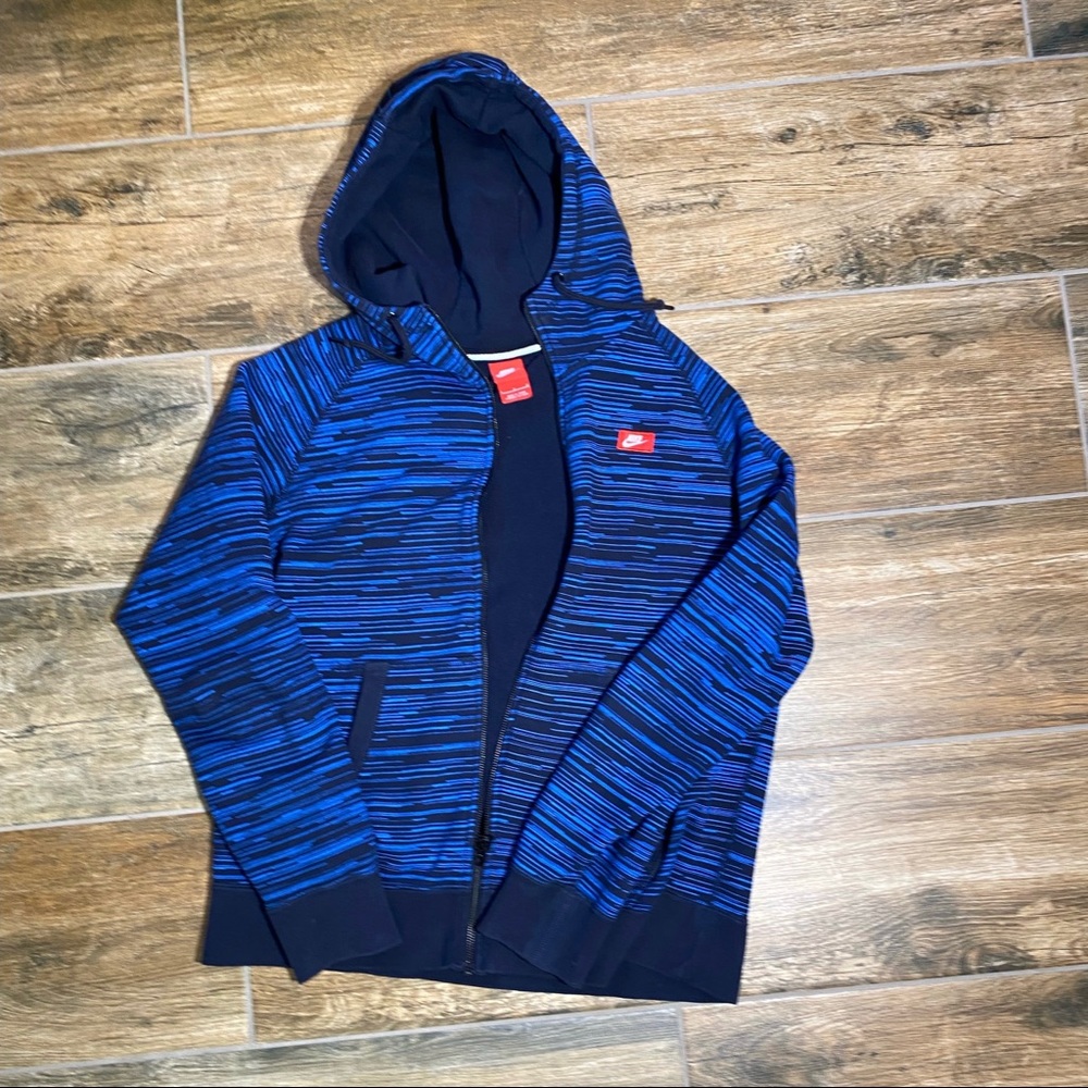 Nike zip up jacket